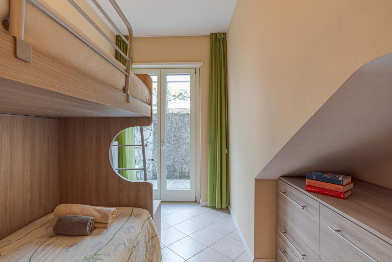 Lake Como Apartment With Balcony And Private Parking Ossuccio Dış mekan fotoğraf