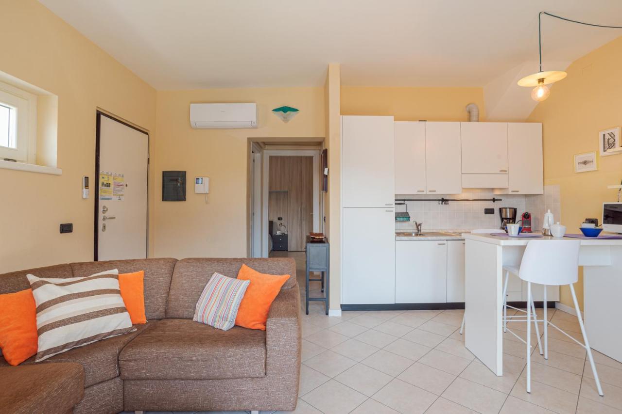 Lake Como Apartment With Balcony And Private Parking Ossuccio Dış mekan fotoğraf